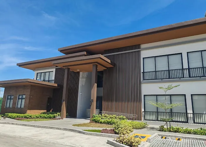 Belize Oasis 2 Bedroom Apartahotel Manila